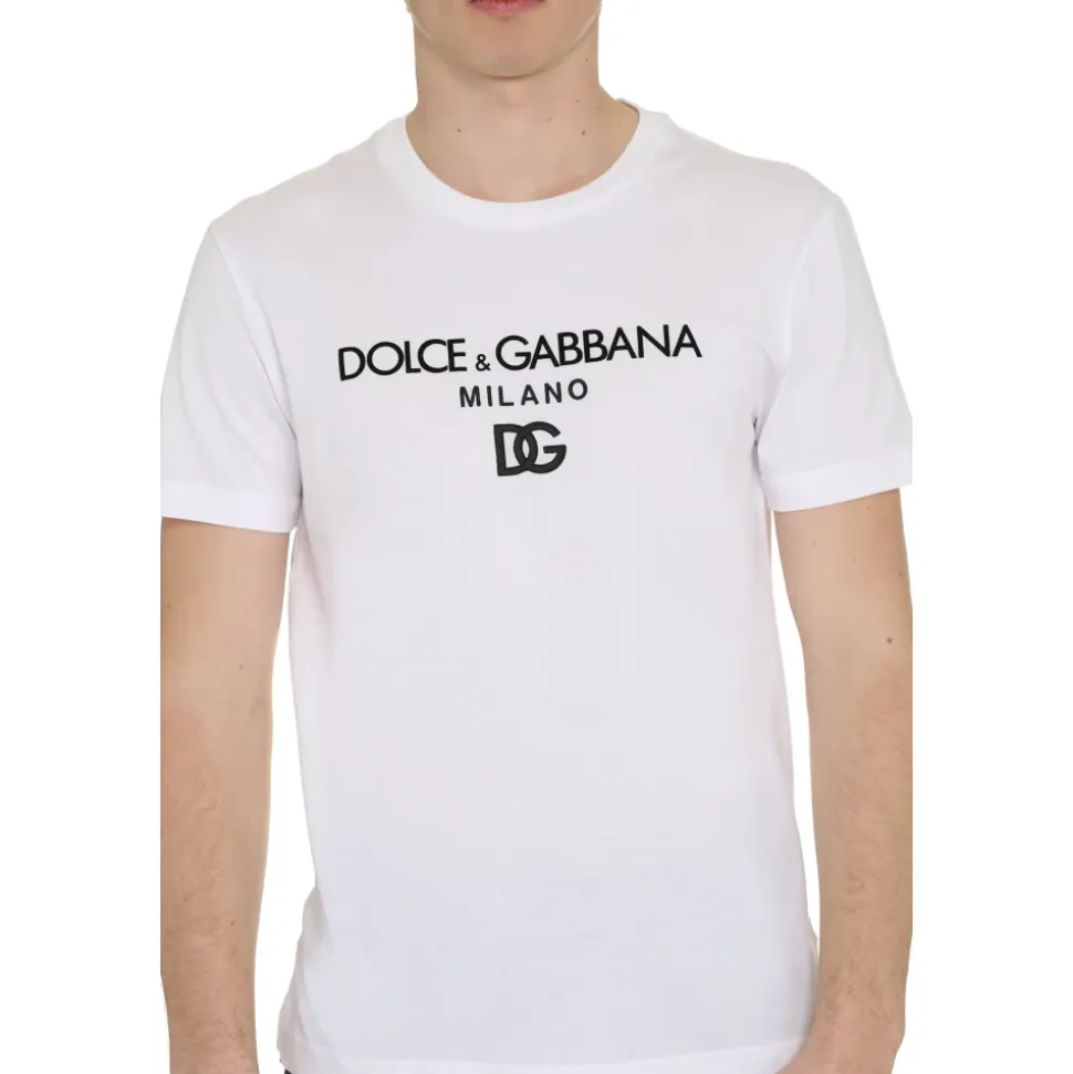 T-shirt con ricamo